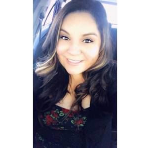 Meet your Posher, Daniela